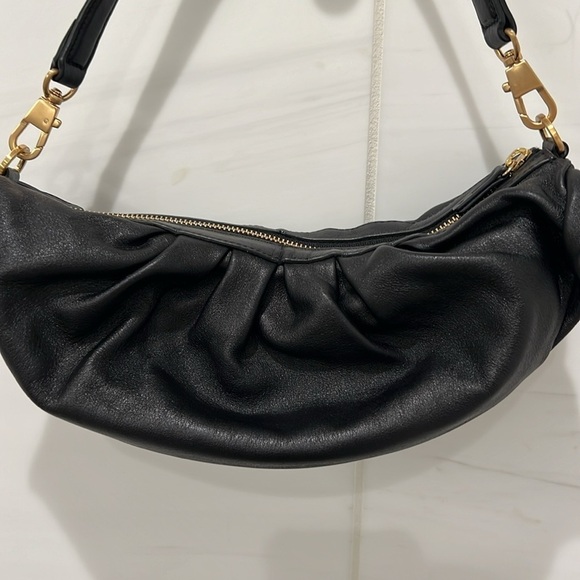 Reike Nen | Black Leather Croissant Bag - Picture 5 of 10